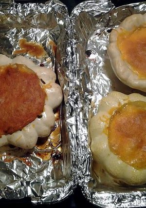A picture of Stuffed Pattipan Squash.