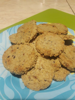 Una foto de Snacks de avena y maní