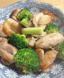 Stir-Fried Chicken Thighs and Broccoli with Salt