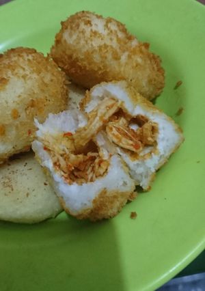 Foto resep Uli isi ayam suwir pedas