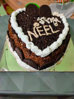 બ્લેક ફોરેસ્ટ કેક (Black Forest cake recipe in Gujarati) રેસીપી મુખ્ય ફોટો