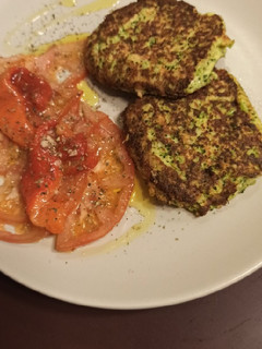 Una foto de Hamburguesas de brócoli y pavo