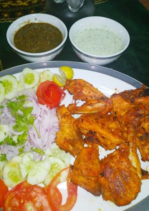A picture of Chicken tikka.