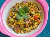 Salad with kiwi dressings