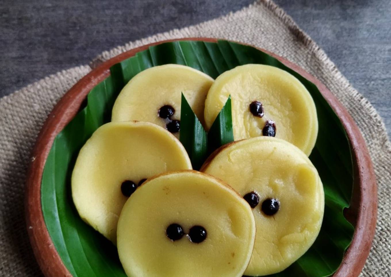 32. Kue Lumpur Kentang