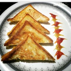 A picture of Potato sandwich.