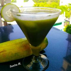 A picture of Cucumber -ginger-detox juice.