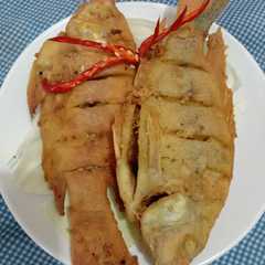 รูปของ 20. Ikan Nila Goreng tepung krispi Asin gurih Mantap