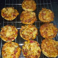 A picture of Mini pizza.