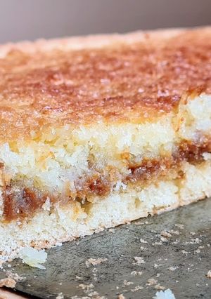 Una foto de Tarta de coco y dulce de leche