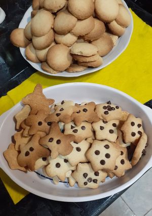 Una foto de Galletitas de limón con chips de chocolate y maicenitas