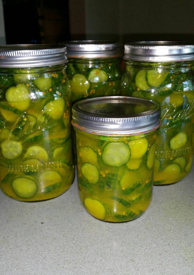 A picture of Bread & Butter Pickles.