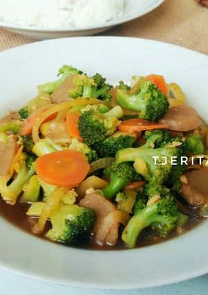 Foto resep Tumis Bakso Brokoli