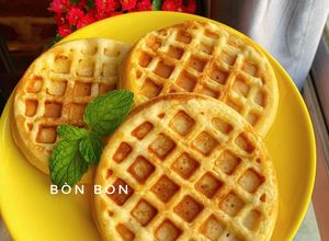 Hình của món Waffle Yến Mạch.