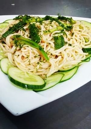 A picture of Herbed spaghetti salad.