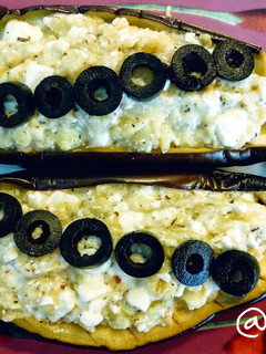 Una foto de 19.🍆Berenjena rellena de melitzanosalata griega