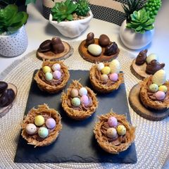 A picture of Easter Bird’s Nests.