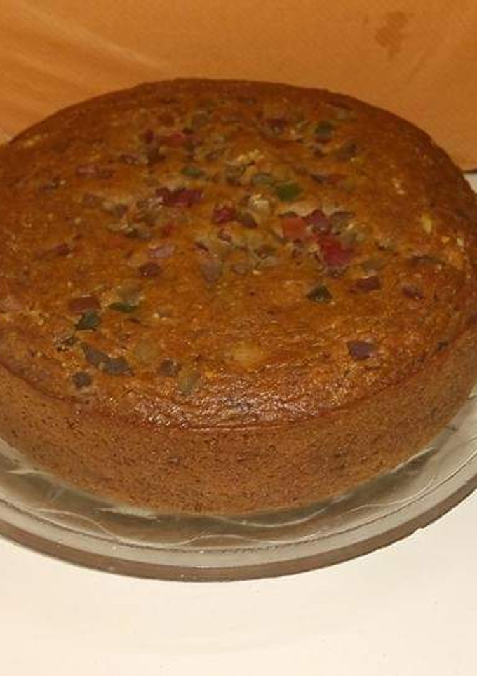 सूजी से बना फ्रूट केक(Suji se bna fruit cake recipe in Hindi) रेसिपी मुख्य फोटो