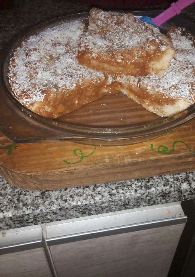 Una foto de Tarta de coco y dulce de leche #díamundialdeldulcedeleche