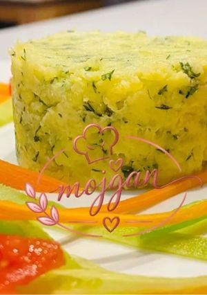 عکسی از دستور سیب‌زمینی پخته با پنیر و سبزیجات