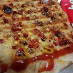 A picture of Grilled bread pizza.