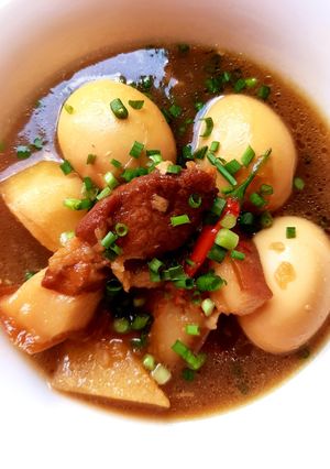 Hình của món Thịt kho củ sắn / củ đậu.