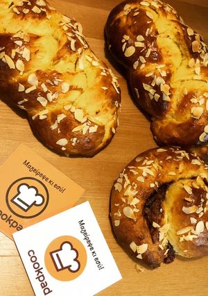 Φωτογραφία της συνταγής Τσουρέκι cooking class αφράτο και μαστιχωτό χωρίς μίξερ