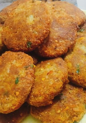 A picture of Beef shami kebabs.