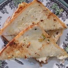 A picture of Butter Chili Garlic Toast.