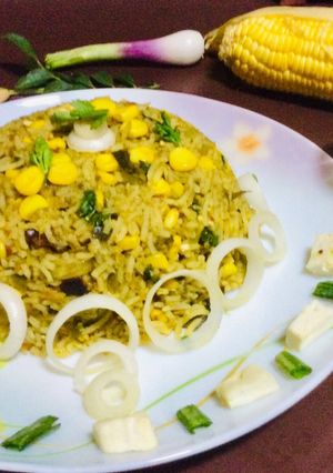 A picture of Sweet corn and Spinach pulao.
