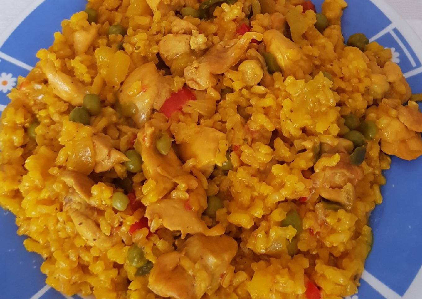 Arroz integral con verduras y pollo