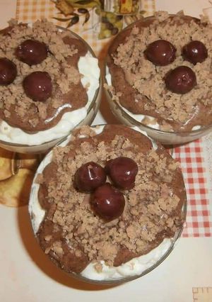 Gesztenye pohárkrém recept fotója