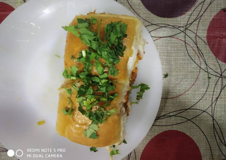 Easiest Way to Prepare Any-night-of-the-week Masala bun sandwich