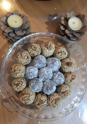 عکسی از دستور حلوای خرما