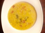 Una foto de sopa de habas
