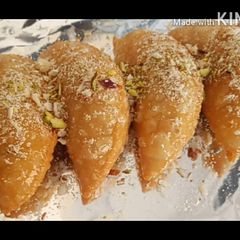 A picture of Festival Special Mava Gujiya.