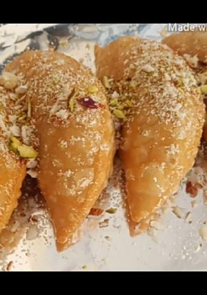 A picture of Festival Special Mava Gujiya.