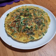 A picture of Chard omelette.