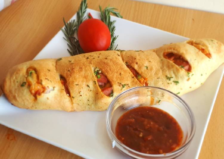 Stromboli pizza