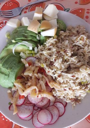 Foto di Tris di cereali ai cipollotti e curry