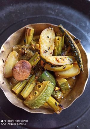 শুক্তো(shukto recipe in Bengali) রেসিপির প্রধান ছবি