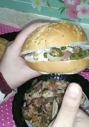 صورة لوصفة شاورما الفراخ ببواقي الفراخ