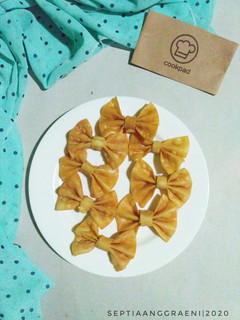 Foto resep Kulit Pangsit Goreng Pita