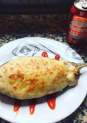 Una foto de Berenjena rellena de atún
