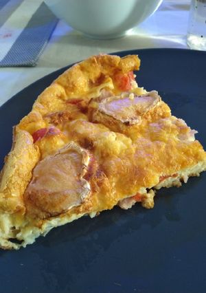 Une photo de Quiche sans pâte chèvre tomate et jambon