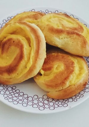 Hình của món Bánh mì cuộn pudding.