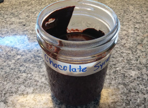A picture of Chocolate syrup with stevia.