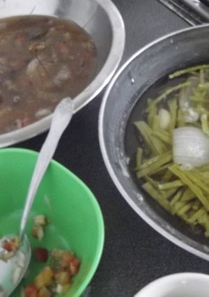 Una foto de Ceviche de camarón y nopal el geras