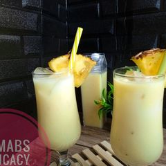 A picture of Pinacolada mocktail.