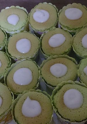 Hình của món Hokkaido cupcake dứa cốt dừa.